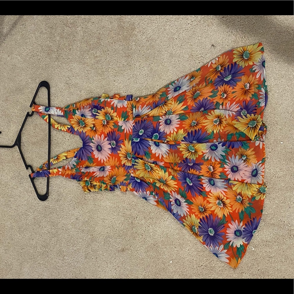 Flowery summer mini dress